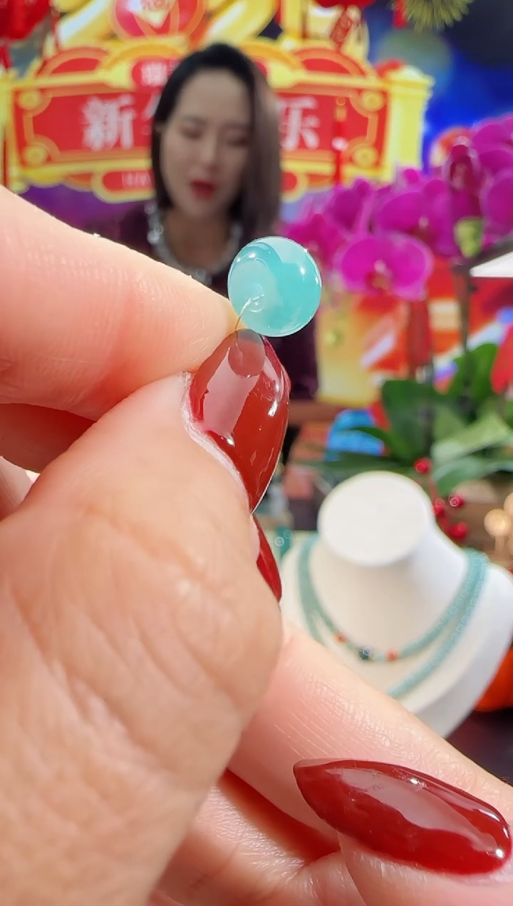 【闪购商品】翡翠吊坠(不含链)未镶嵌面包扣多样性发一