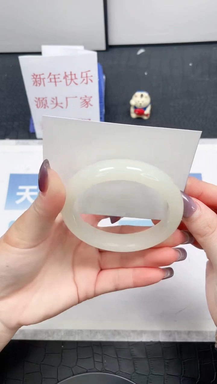 【闪购商品】石英质玉手镯未镶嵌02-57