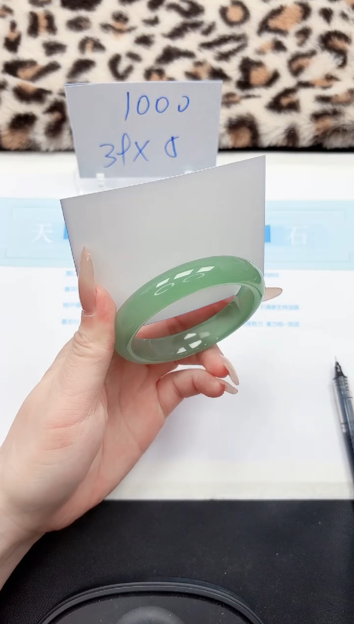 【闪购商品】石英质玉手镯未镶嵌23-54