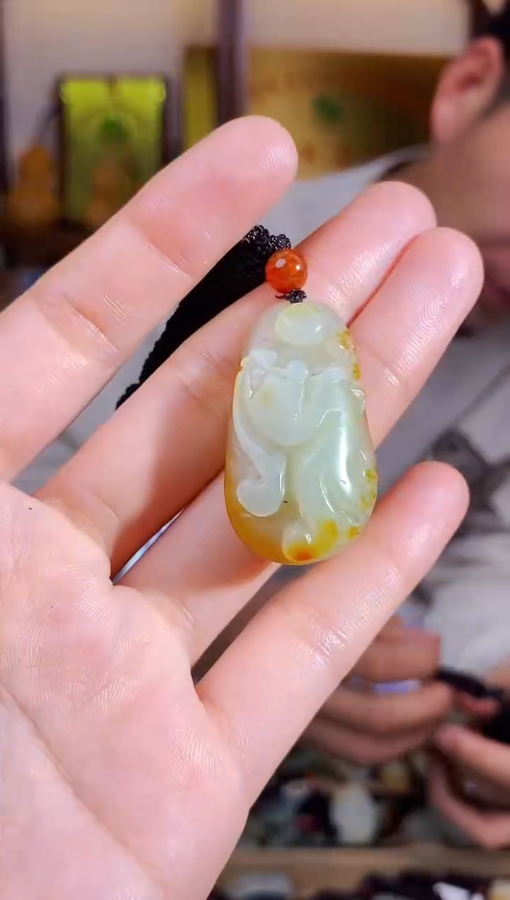 【闪购商品】和田玉颈饰未镶嵌1