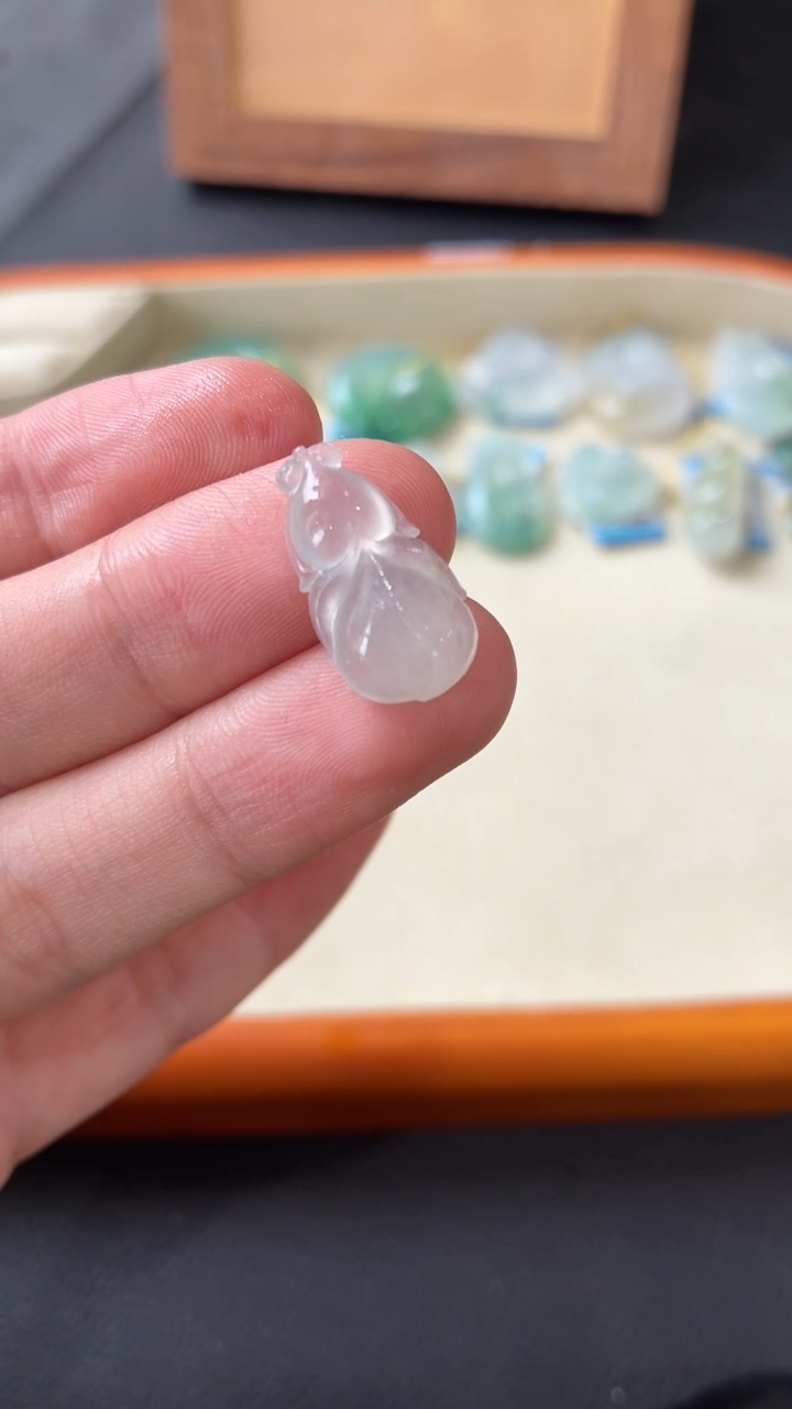 定制翡翠未镶嵌A184    