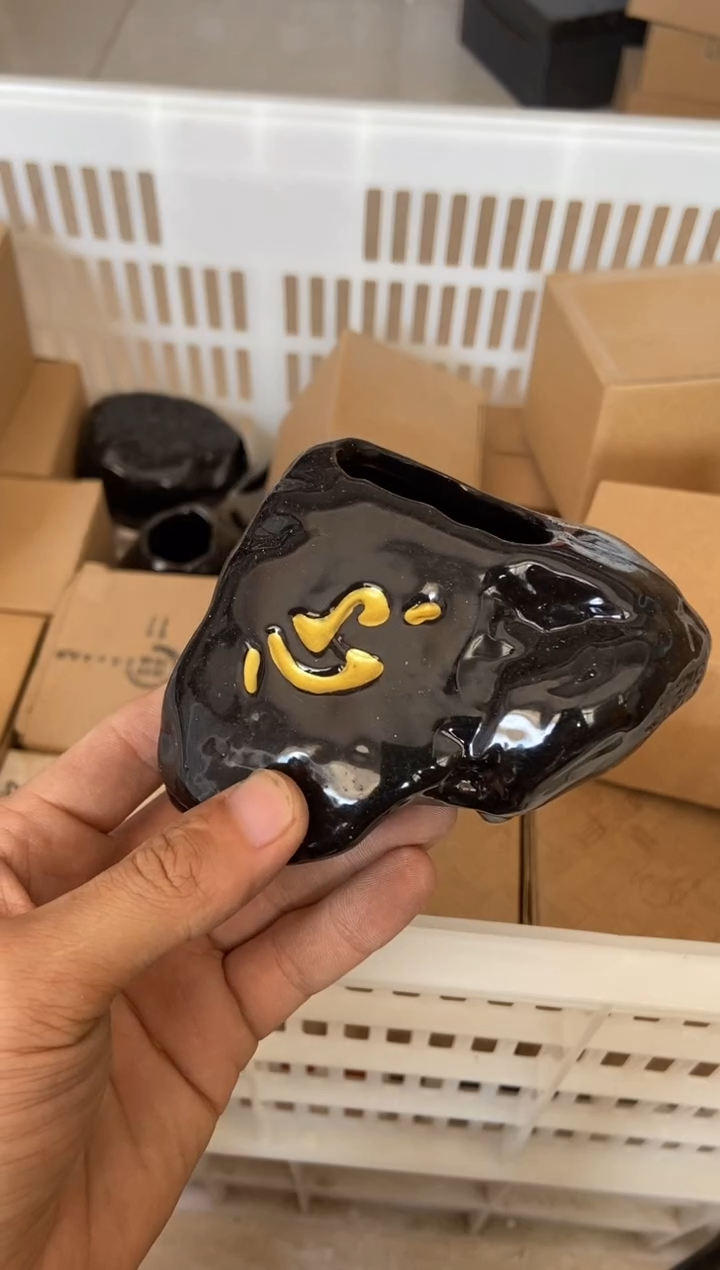 杯无运费险有瑕疵的摄影的产品有使用过的痕迹有点脏介意勿拍