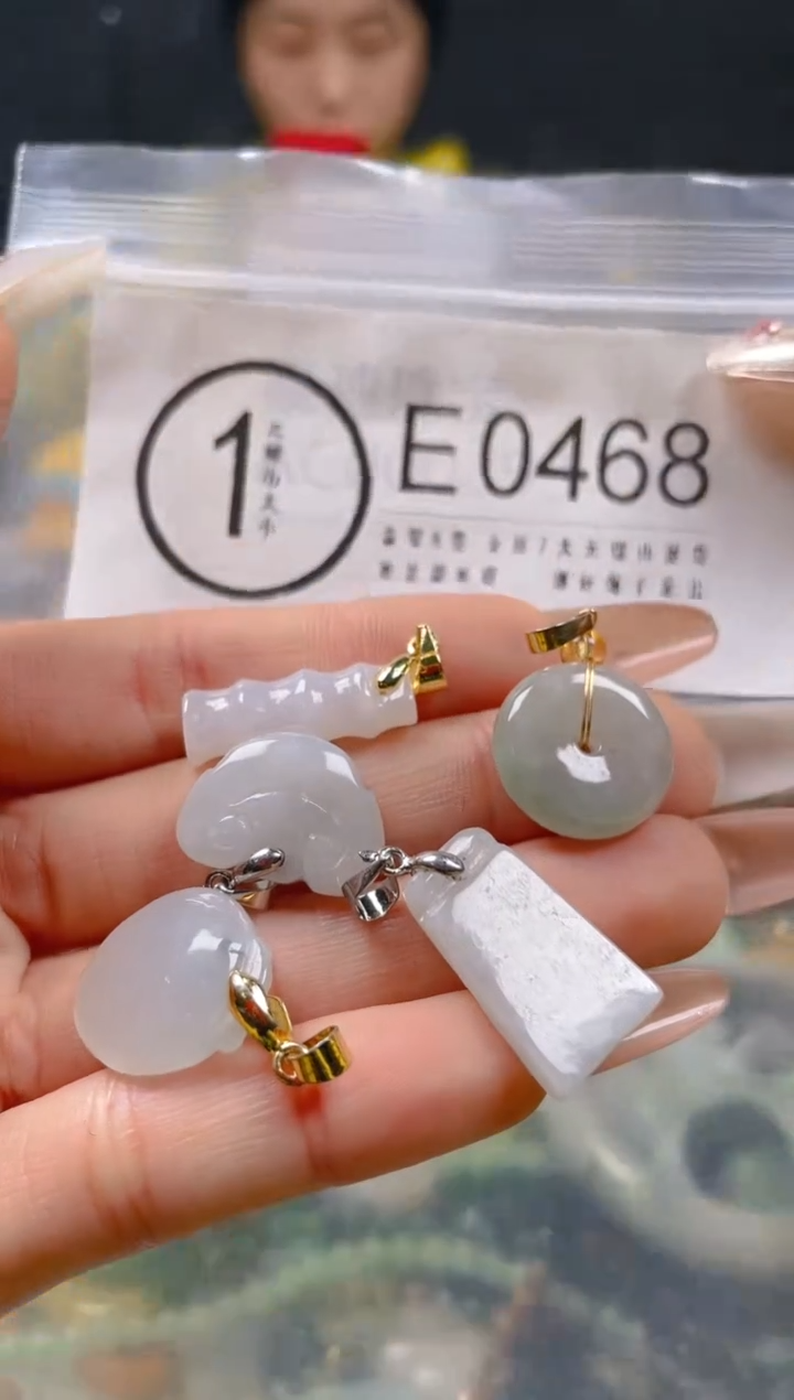 【闪购商品】翡翠颈饰未镶嵌/E/翡翠A货一图一物