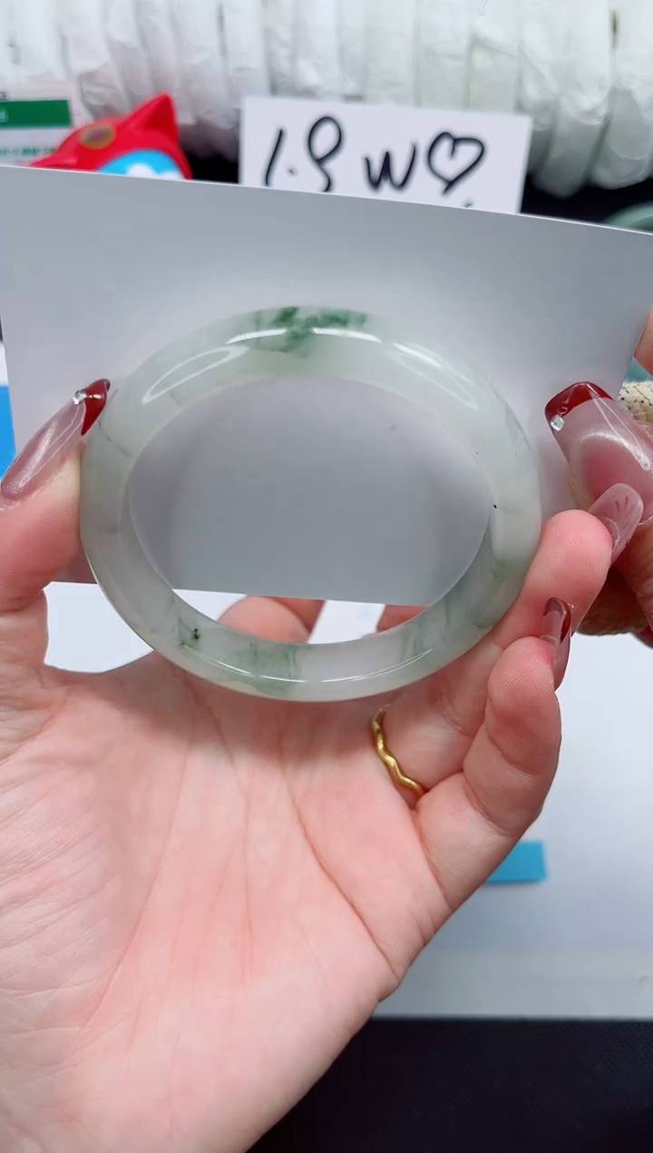 【闪购商品】石英质玉手镯未镶嵌163