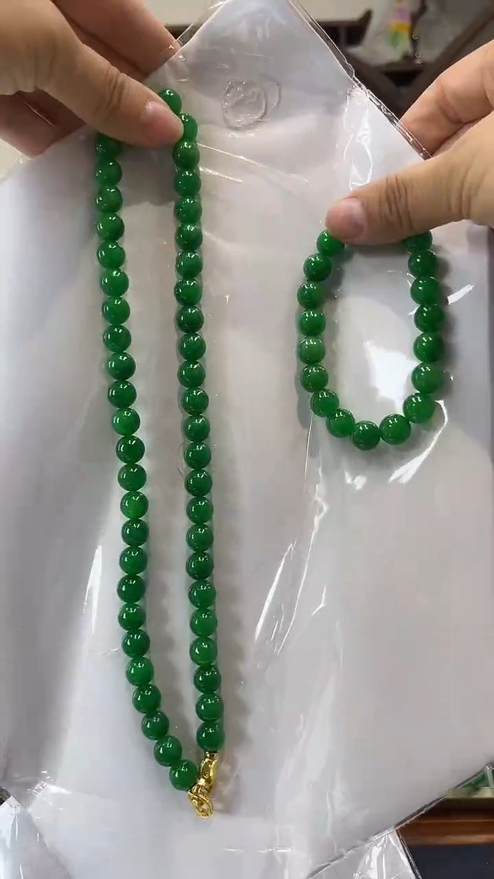 【闪购商品】砖雕闪37 辣阳绿项链+辣阳绿手串
