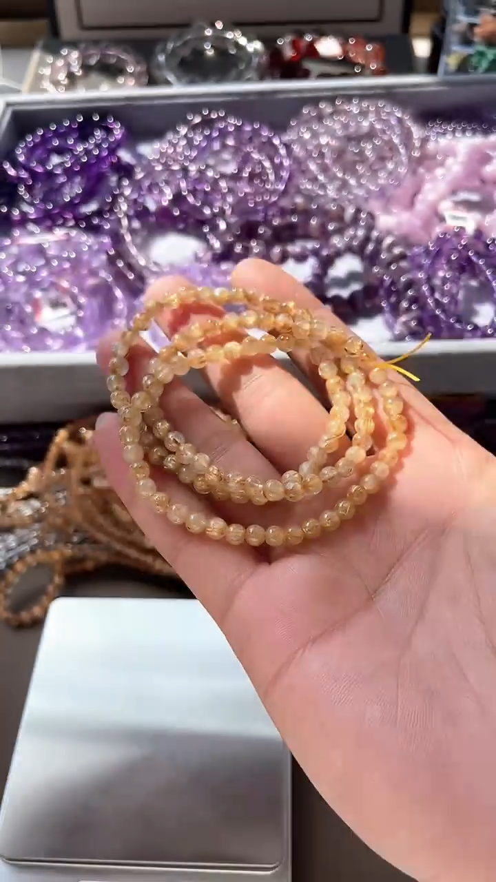 水晶手串未镶嵌金发晶三圈  