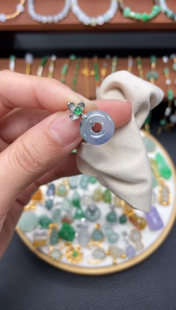 【闪购商品】翡翠吊坠(不含链)18K金镶嵌一个  JK253