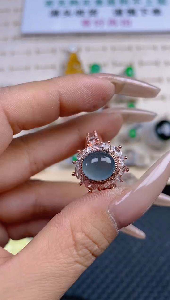 定制翡翠未镶嵌天然翡翠蛋面126