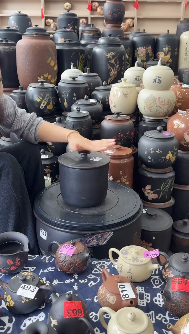 罐瑕疵茶叶罐  小五饼素  701