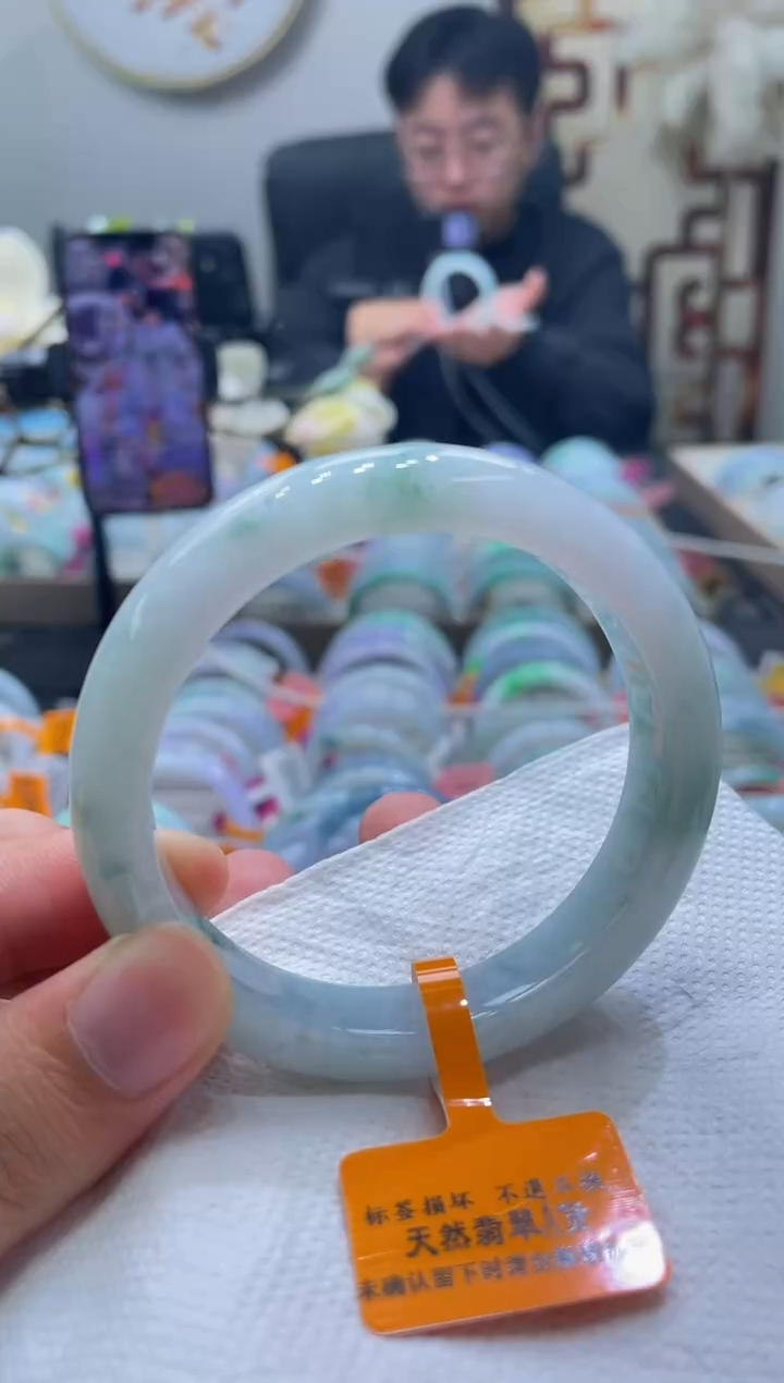 未镶嵌手镯翡翠105-58