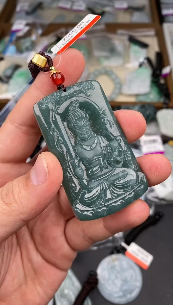 【闪购商品】翡翠颈饰未镶嵌   天然翡翠，一物一图