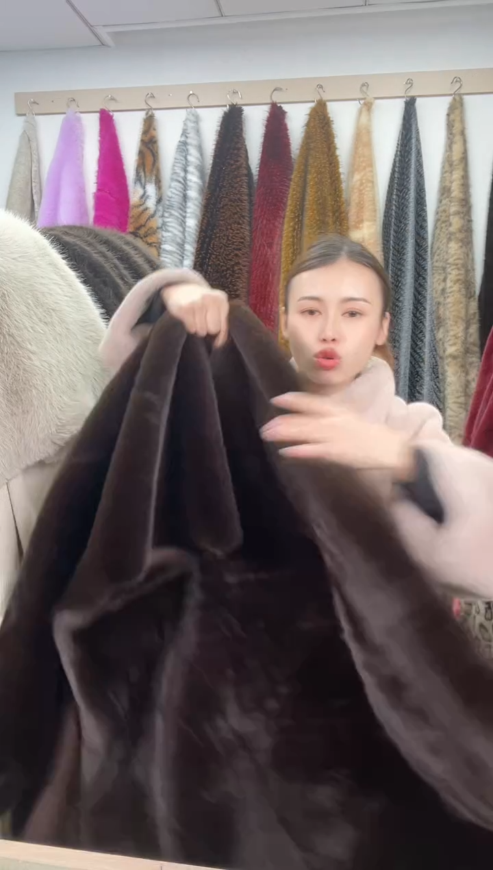 狐狸毛D496尺寸1.8*1