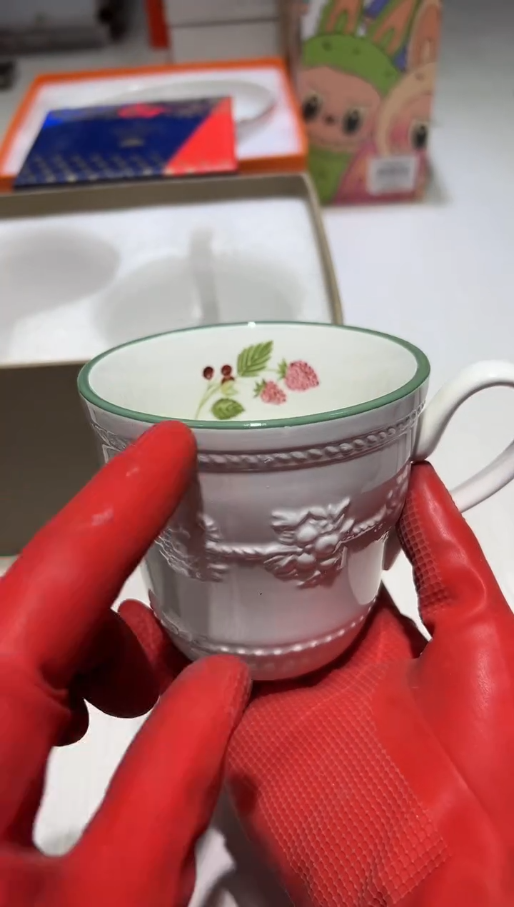 瓷片全场一折,一件不留@@1
