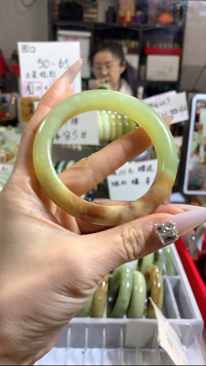 未镶嵌岫玉手镯27  60+