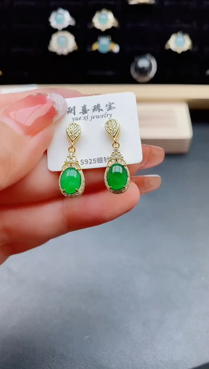 【闪购商品】翡翠耳饰银S925镶嵌50800