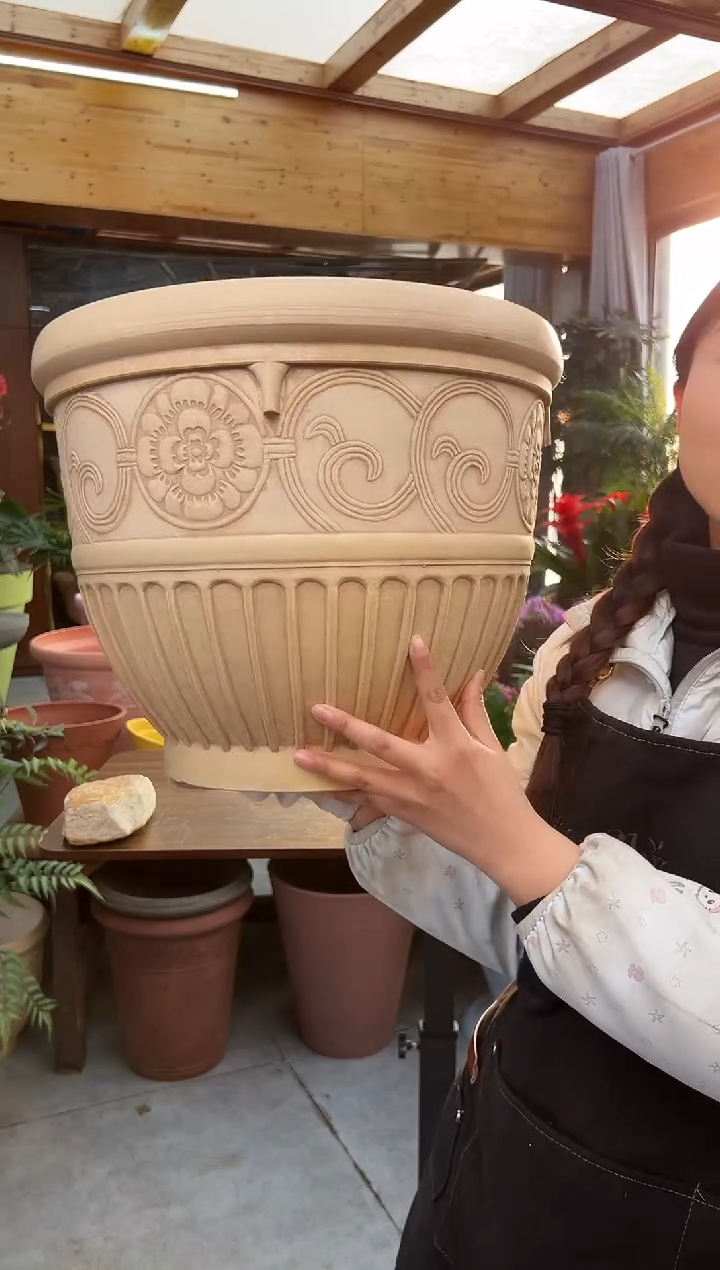 41*33/黄色手工浮雕强体花盆/OB81C