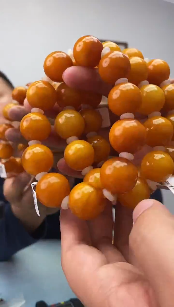 琥珀未镶嵌珠宝奇石假一罚十，多样性发一件053