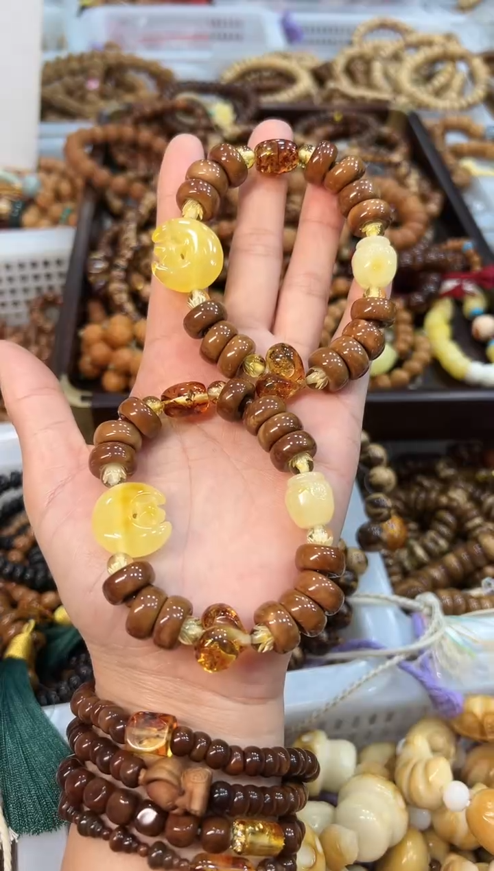 蜜蜡吊坠(赠链)未镶嵌蜜蜡月亮 蜜罐卡14库克特级甜甜圈【多样发1】