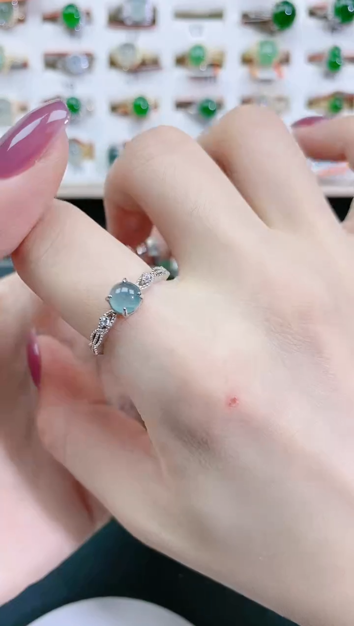 翡翠戒指银S925镶嵌天然翡翠