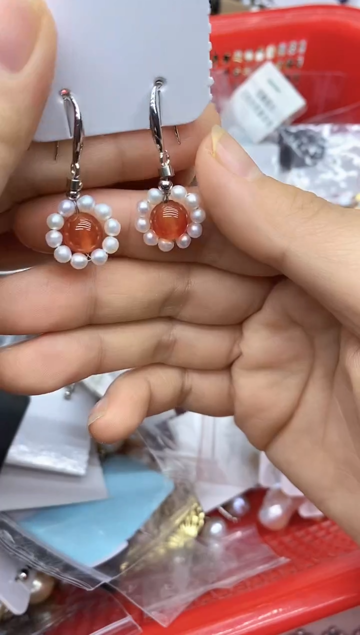 未镶嵌耳饰淡水珍珠耳环