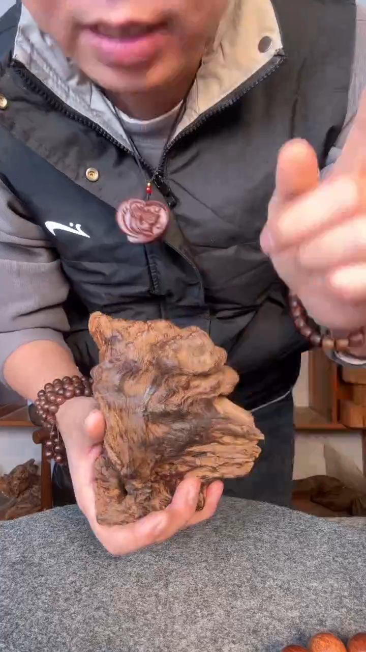 【闪购商品】柏木（崖柏）原料摆件