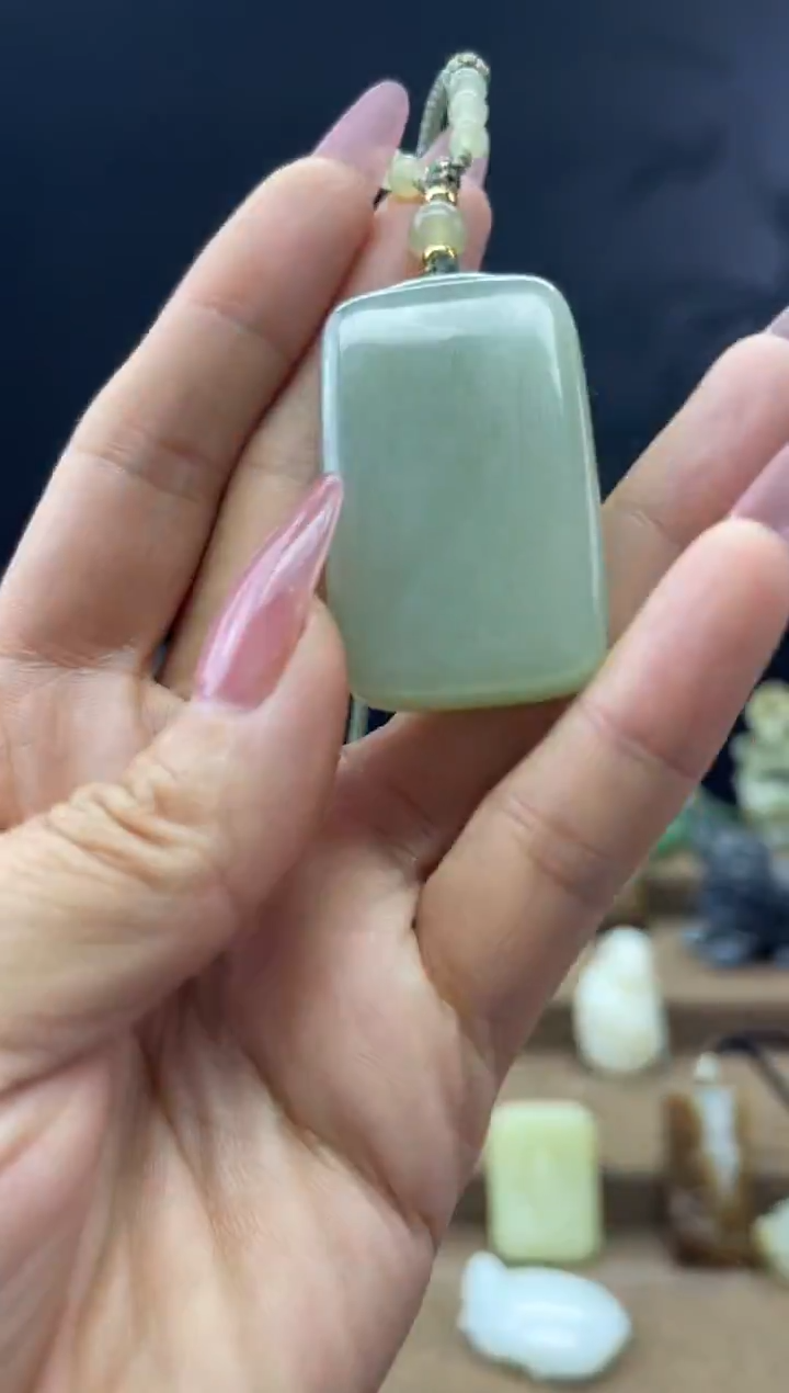 颈饰未镶嵌和田玉1