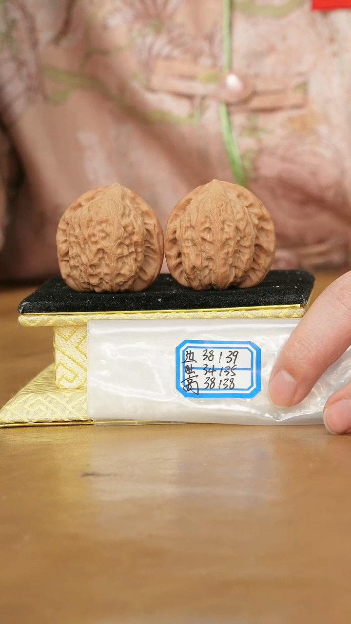 把件文玩核桃非嫁接将军帽