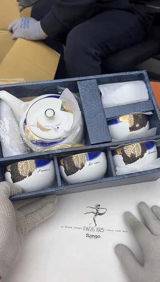 【闪购商品】中古回流瓷器好看，谨慎参拍