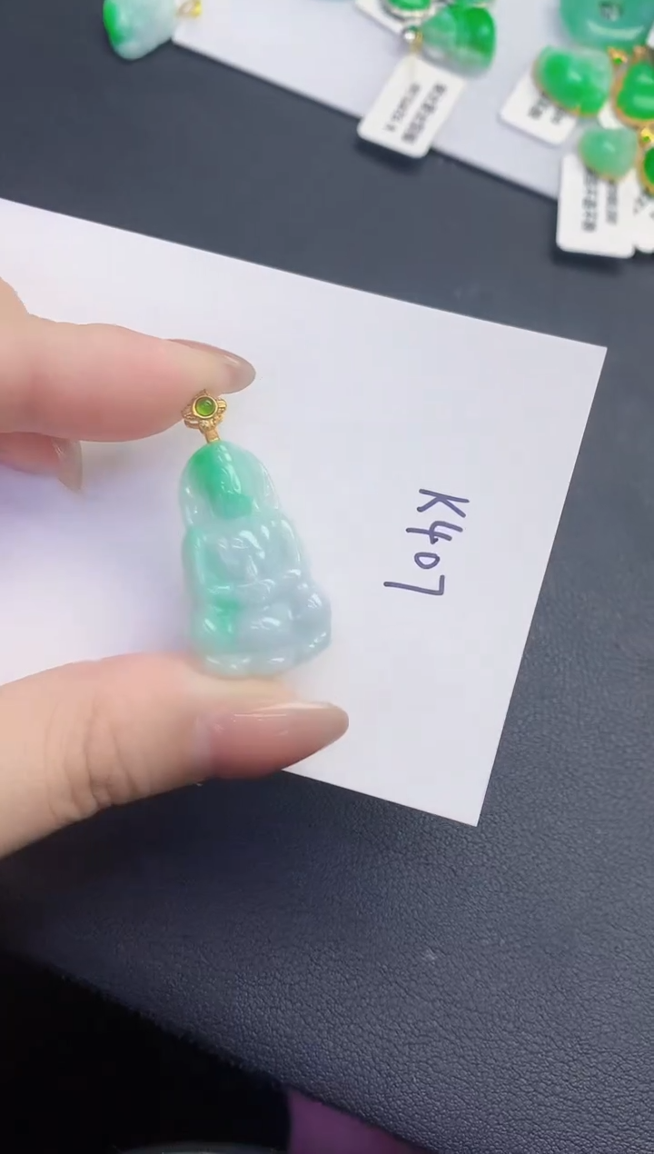 颈饰未镶嵌翡翠缅甸天然翡翠A货