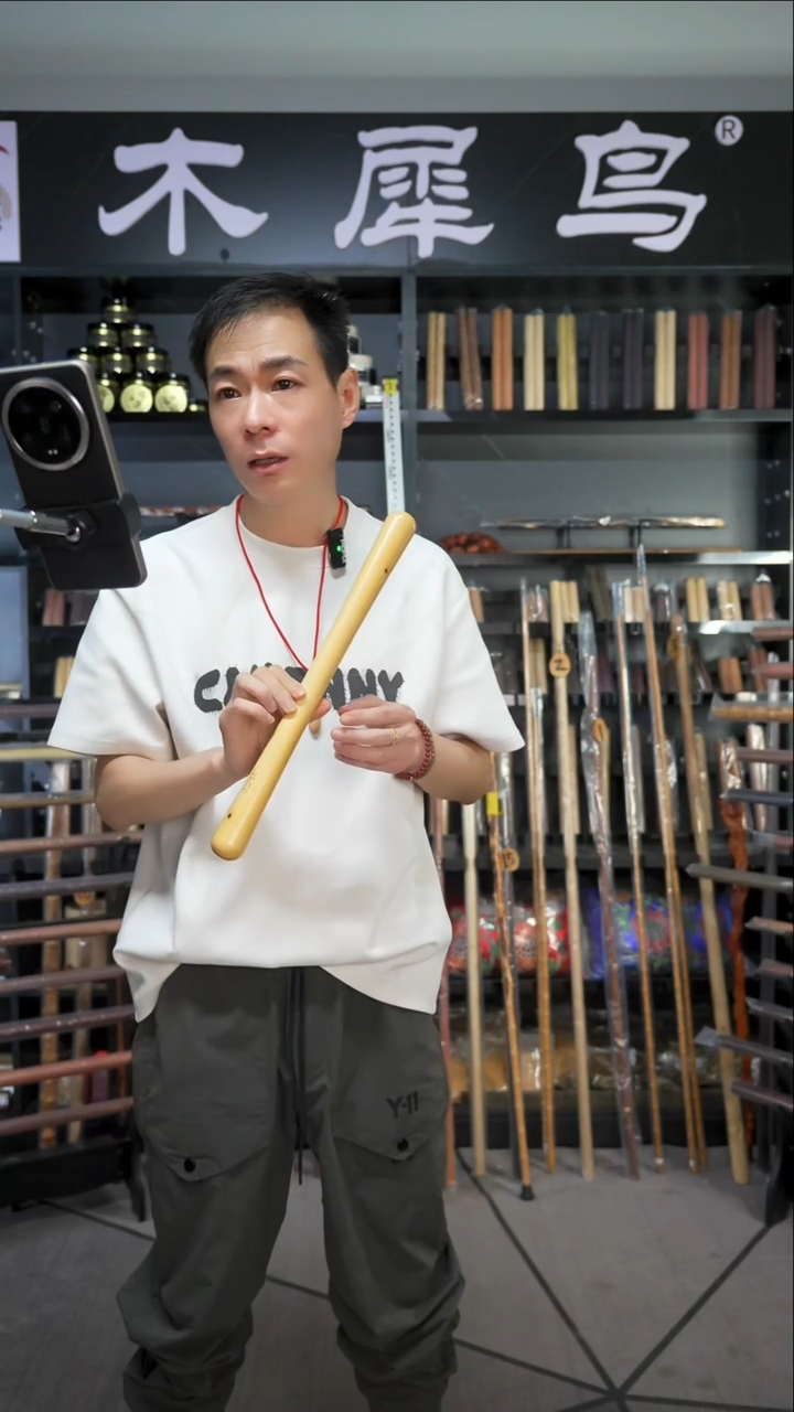 木手作木制雕刻品