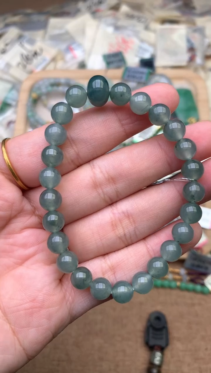 未镶嵌挂件翡翠1