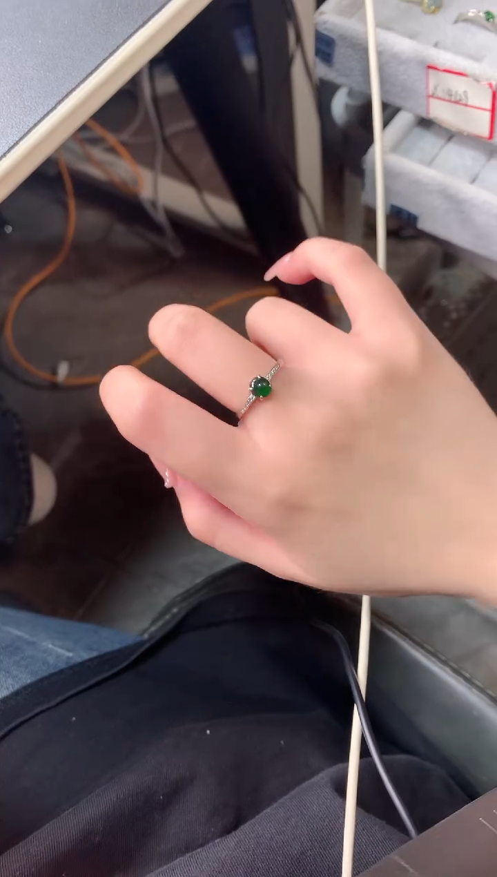 【闪购商品】翡翠戒指银S925镶嵌51241