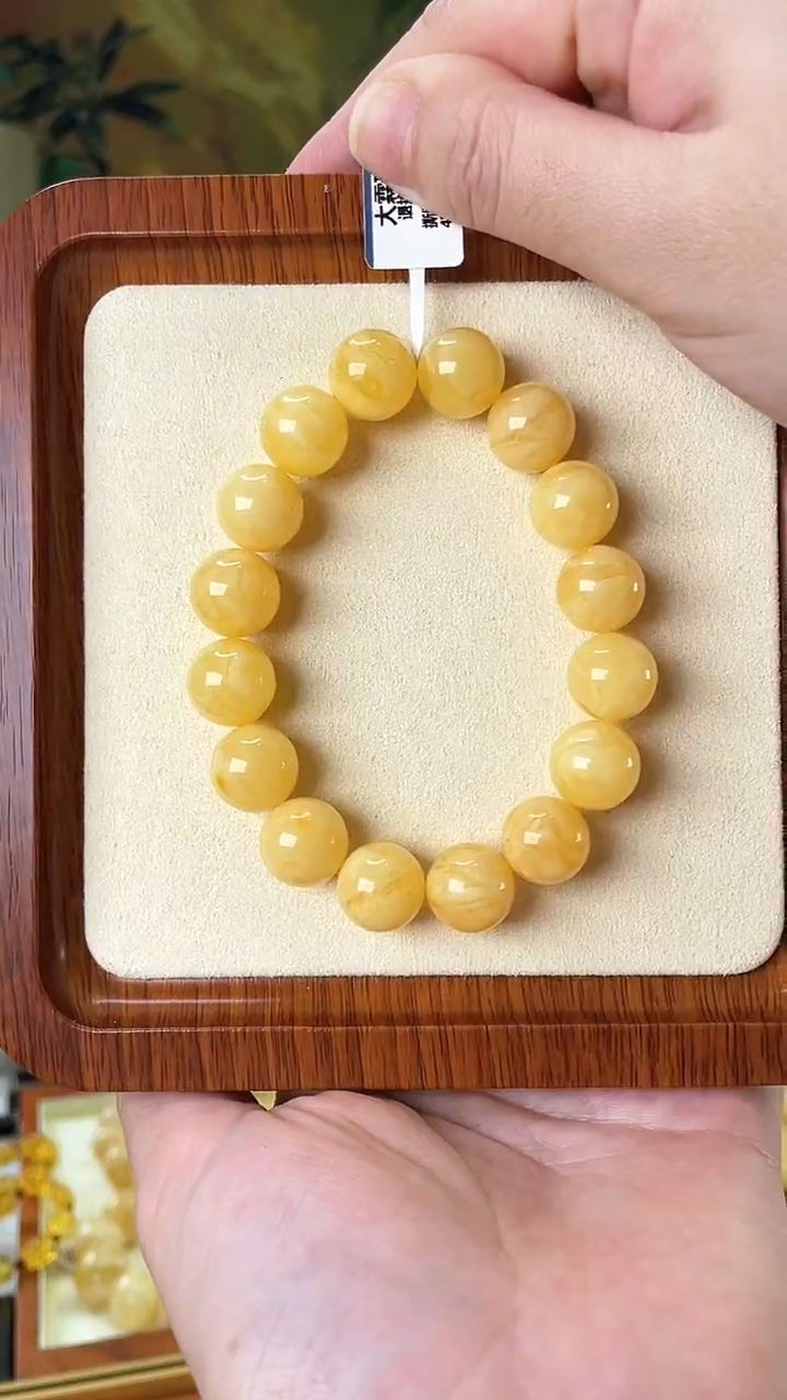 【闪购商品】蜜蜡裸石未镶嵌手串