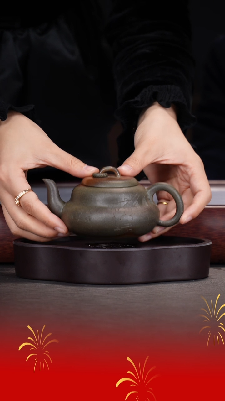 【闪购商品】紫砂茶壶刘华良/柴烧/葫芦/230cc