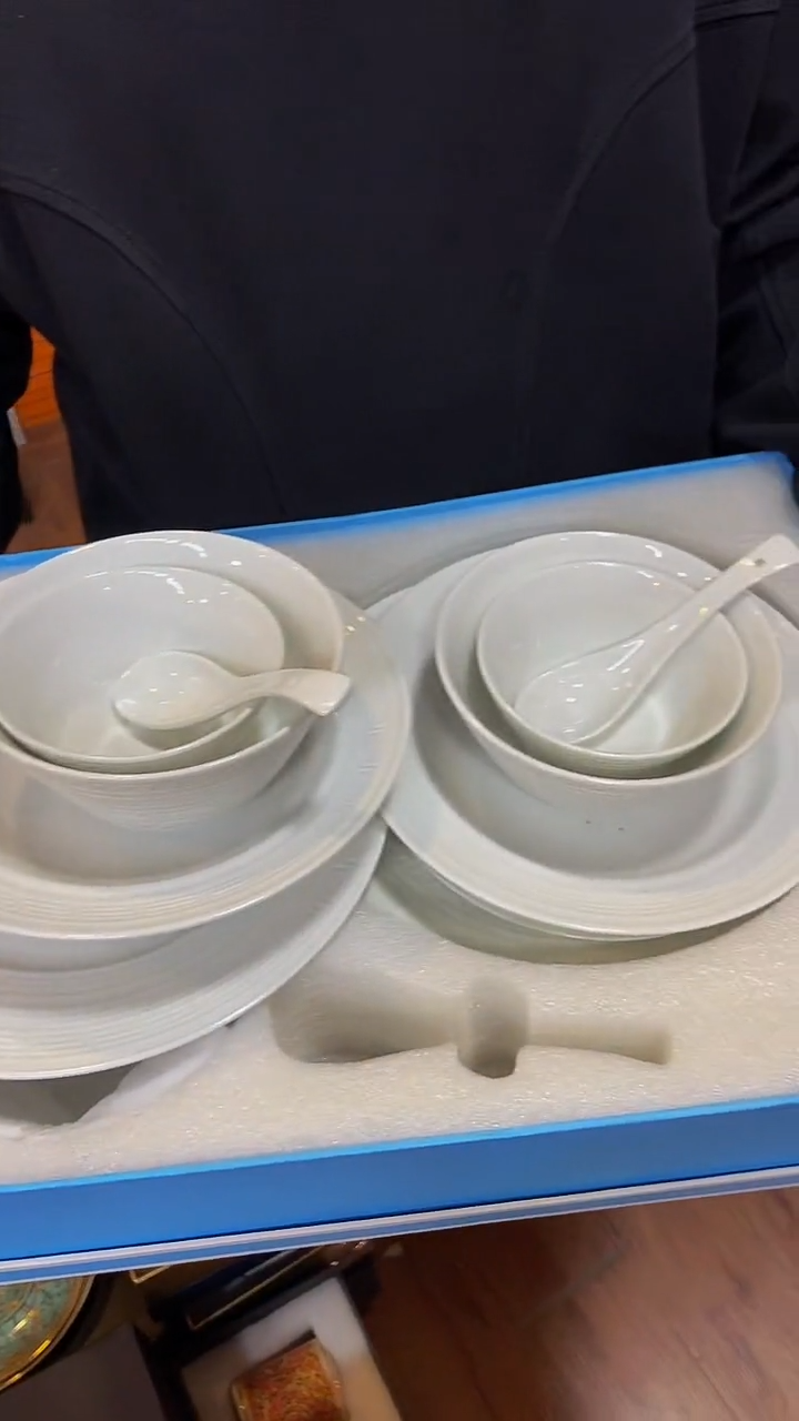 【闪购商品】鸿辉家品牌瓷器，京东包邮！