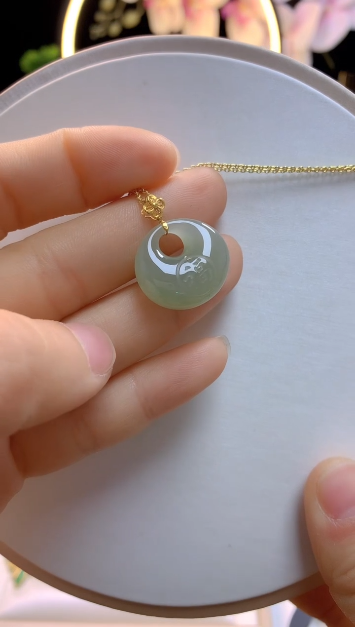 【闪购商品】和田玉吊坠18K金镶嵌1
