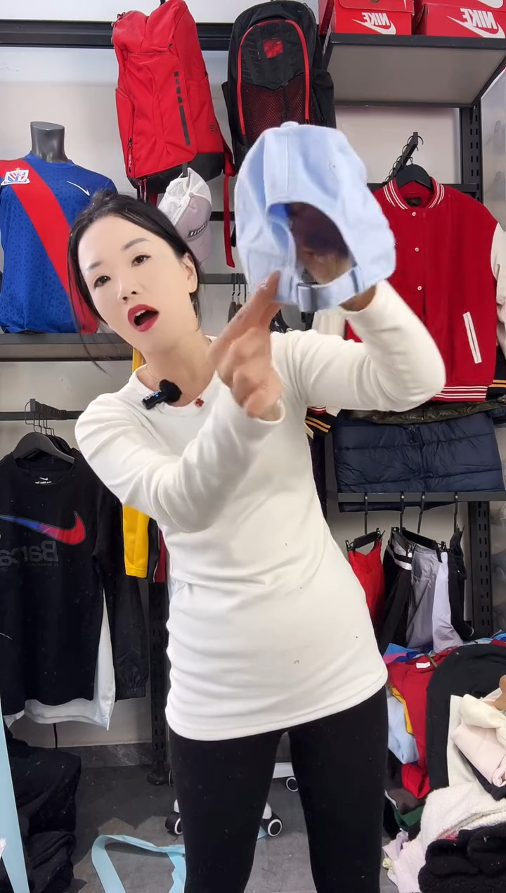 幸***儿121闪购编码 Nike/Joedan运动卫衣裤以直播间为准尺码·