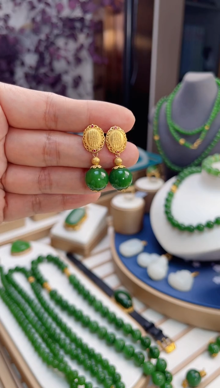 【闪购商品】和田玉耳钉18K金镶嵌12mm