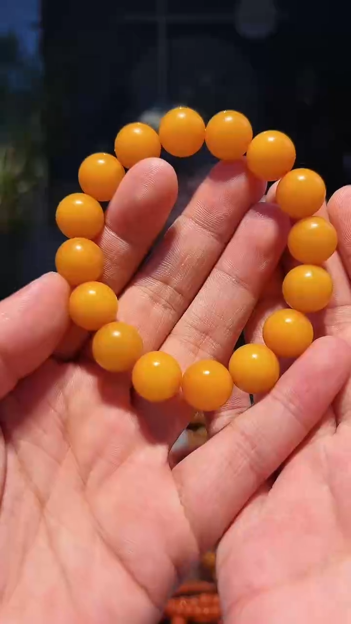 【闪购商品】蜜蜡手串未镶嵌13左右单圈