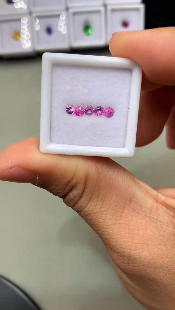 【闪购商品】定制蓝宝石裸石未镶嵌圆切 一盒5/P 0.59ct