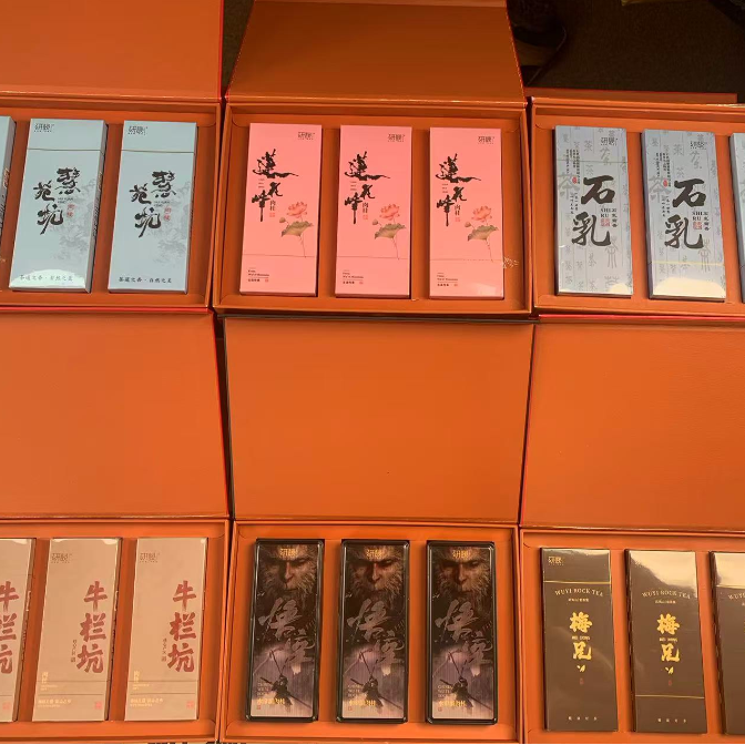 拍一发六 岩茶【莲花峰/铁盒悟空/石乳/牛栏坑/梅兄/慧苑坑】