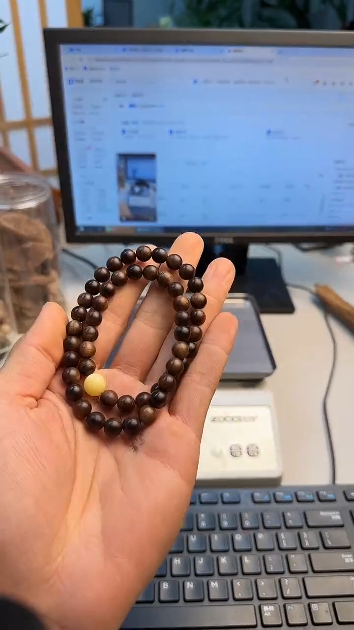 沉香手串都蓬沉香