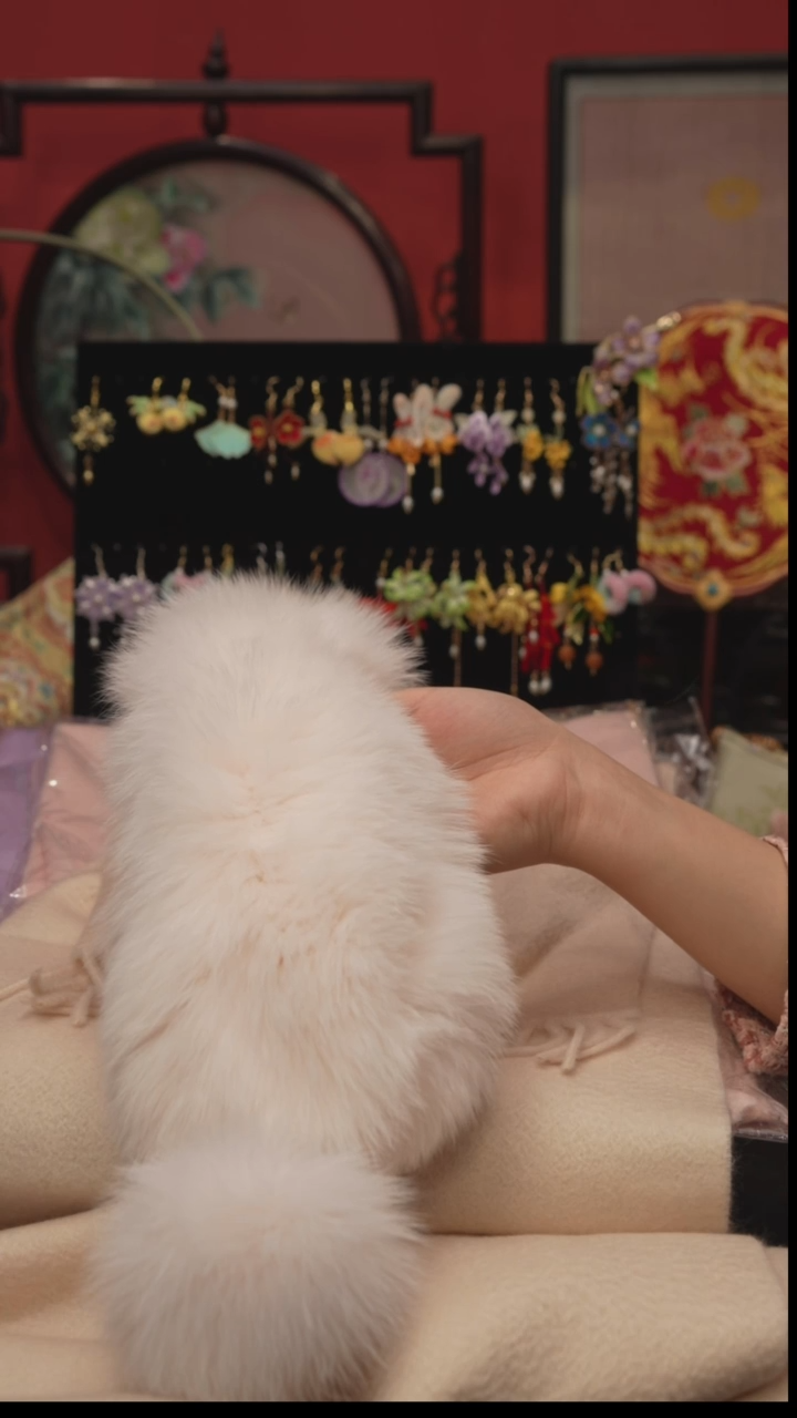 刺绣A****光非遗手工绒花饰品