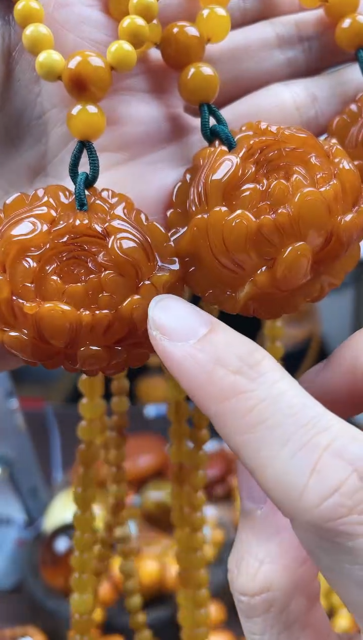 【闪购商品】琥珀裸石未镶嵌首饰 假1赔4 （多样性发货1件（微瑕