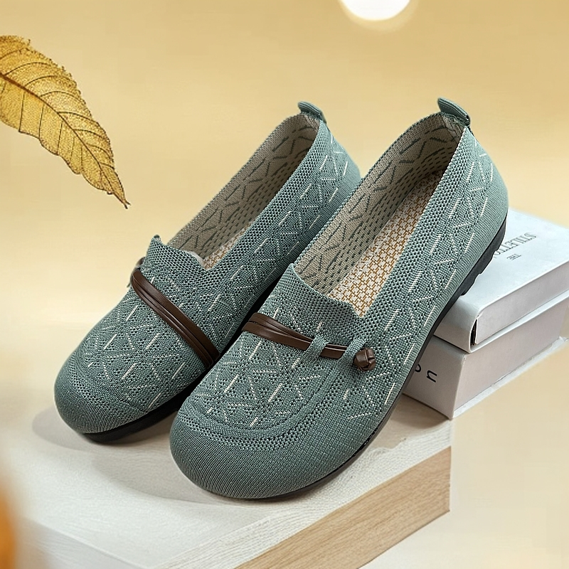 春秋新款老北京布鞋女飞织单鞋软底舒适一脚蹬懒人防滑健步妈妈鞋