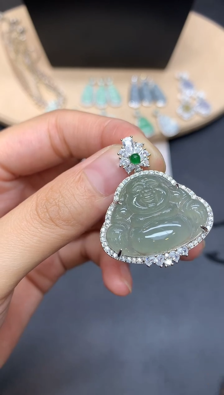 【闪购商品】翡翠吊坠(不含链)银S925镶嵌佛公【多样性发其一】