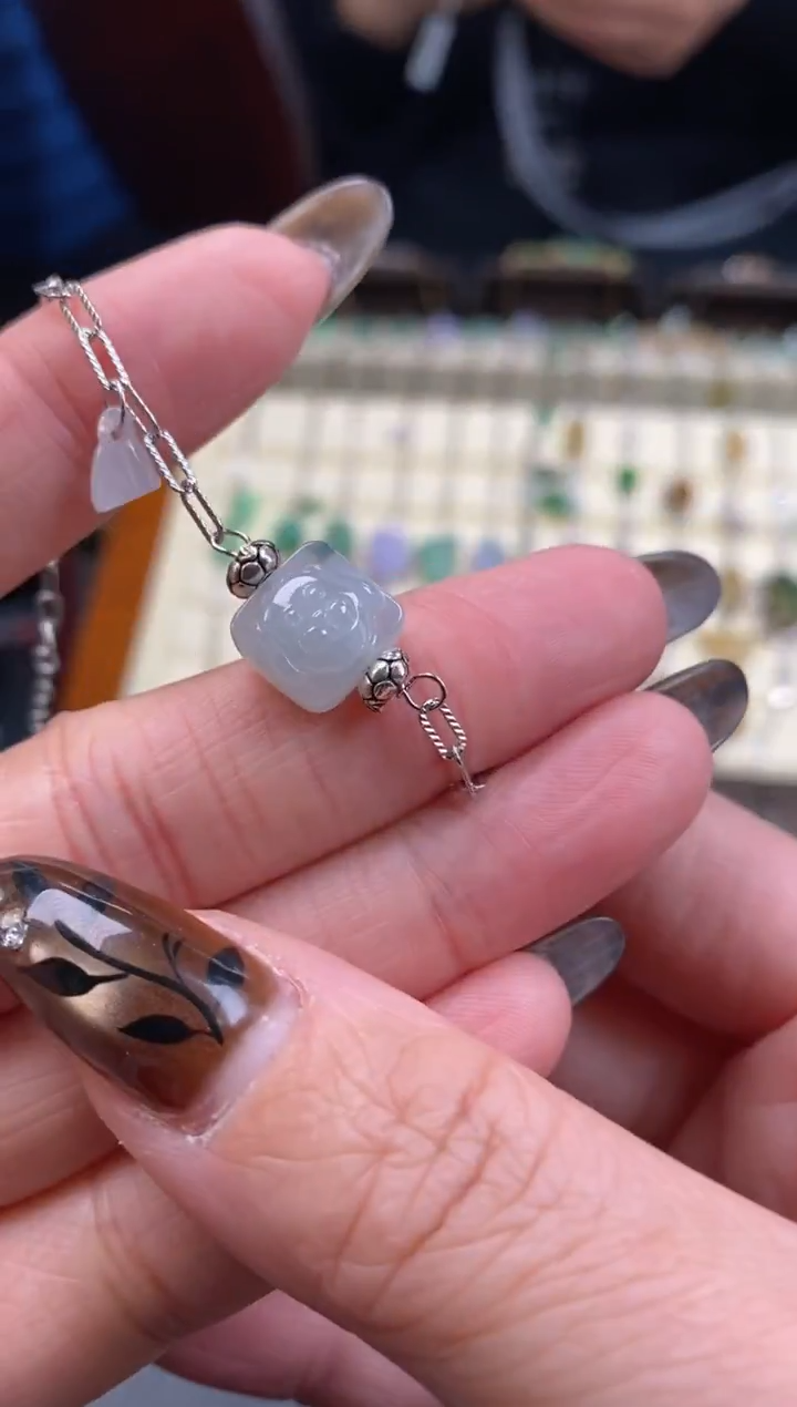 颈饰银S925镶嵌翡翠15379