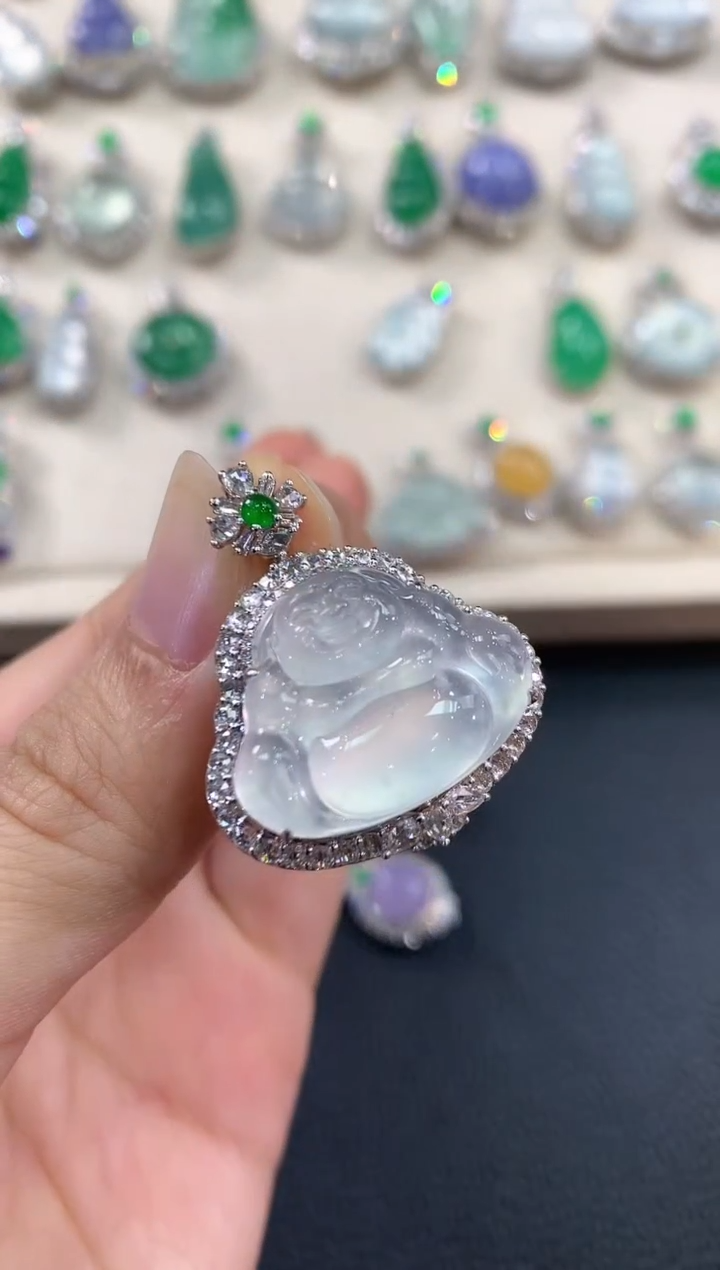 【闪购商品】翡翠吊坠(不含链)18K金镶嵌C91   