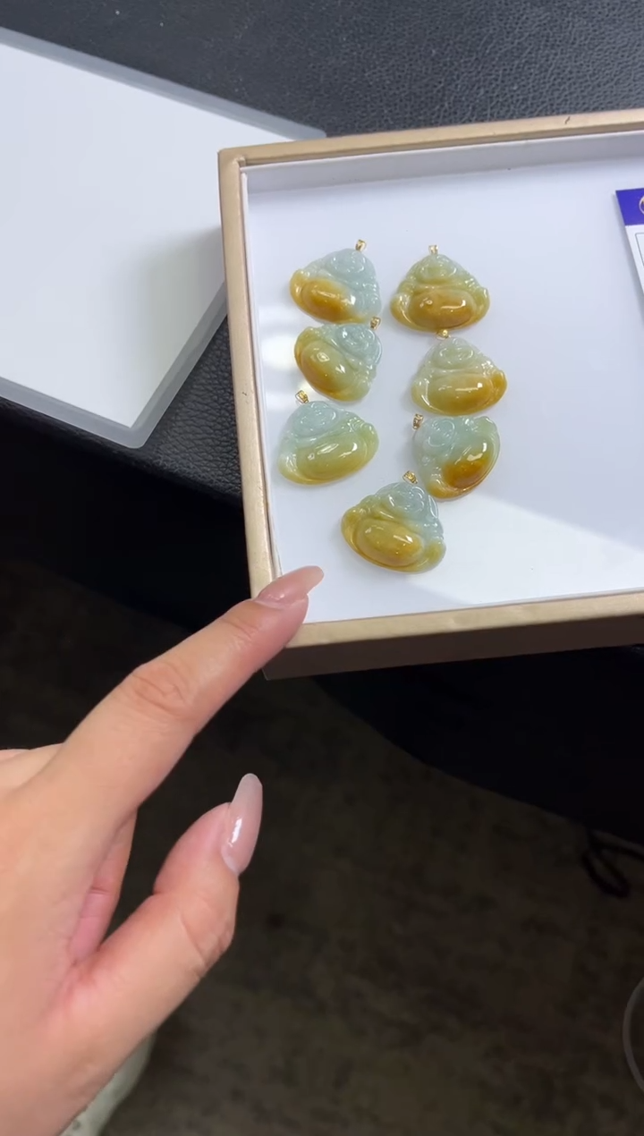 【闪购商品】翡翠颈饰18K金镶嵌D141多样性发一件/配绳子