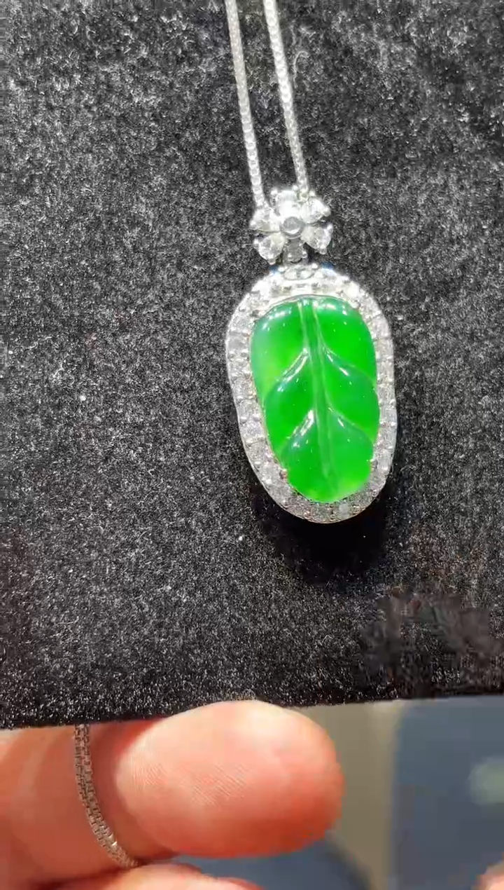 吊坠(不含链)未镶嵌翡翠00